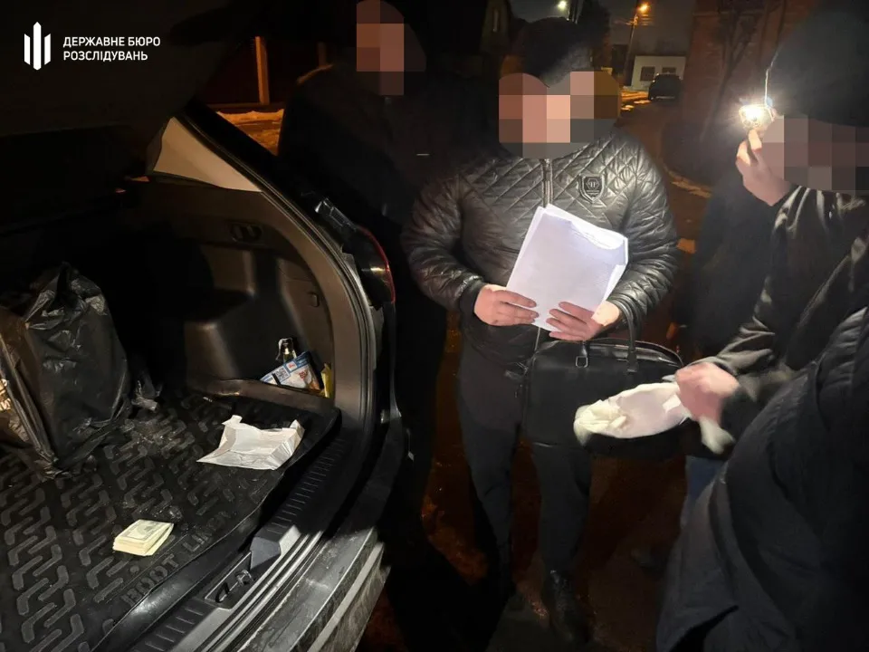 ДБР затримало в.о. голови Держпродспоживслужби на Волині за хабар
