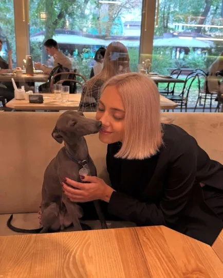 Аліна з улюбленцем Ірвіном