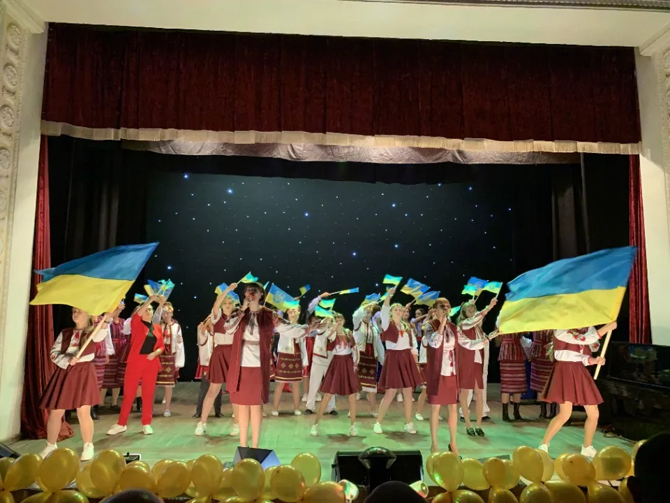 Тацювальні колективи від маленьких до дорослих в Кошманівці