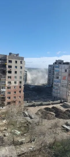 будинок 25 по шосе Будівельників
