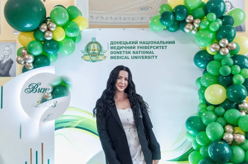 Донецький національний медичний університет. Фото з архіву Вікторії