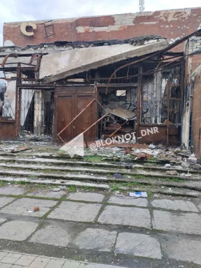 Стихійний ринок в окупованому Донецьку