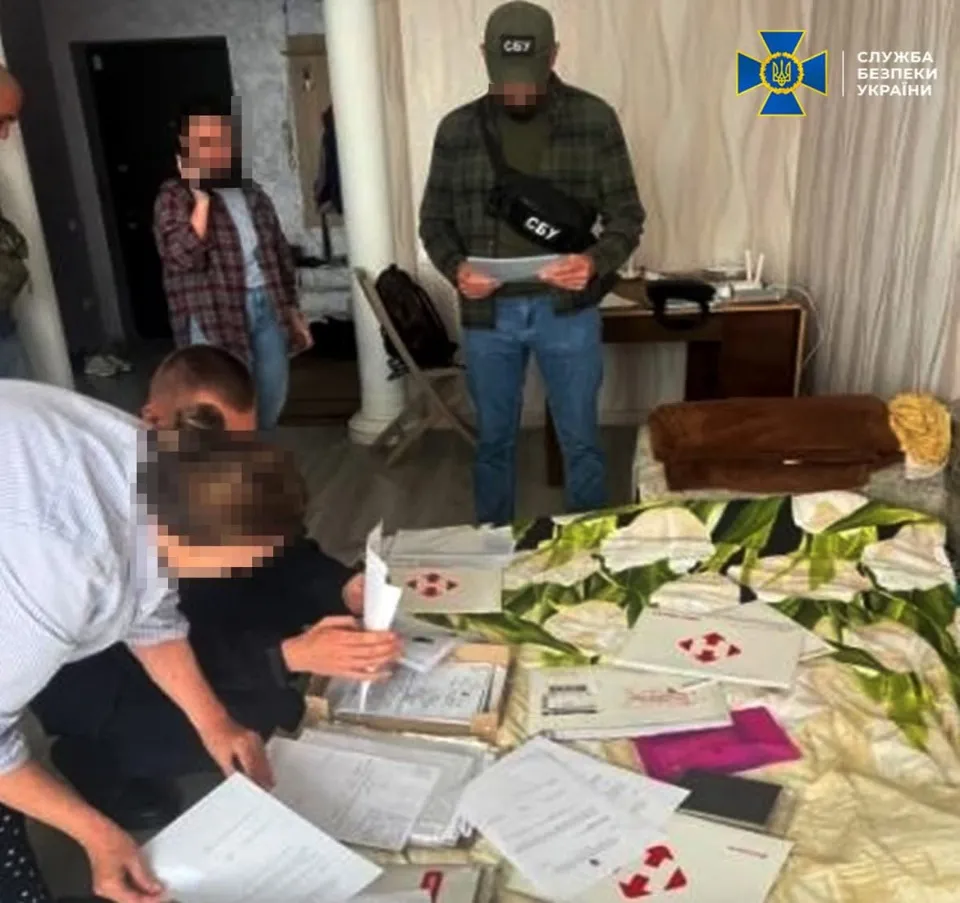 СБУ викрила “лікарів-привидів” у лікарні Лисичанська