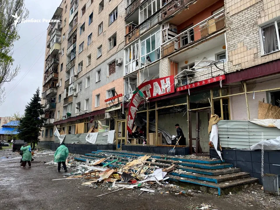 Удар по Слов'янську 21 квітня 2026 року, Донбасс Реалии