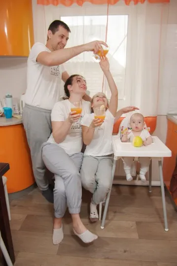 Світлана з родиною