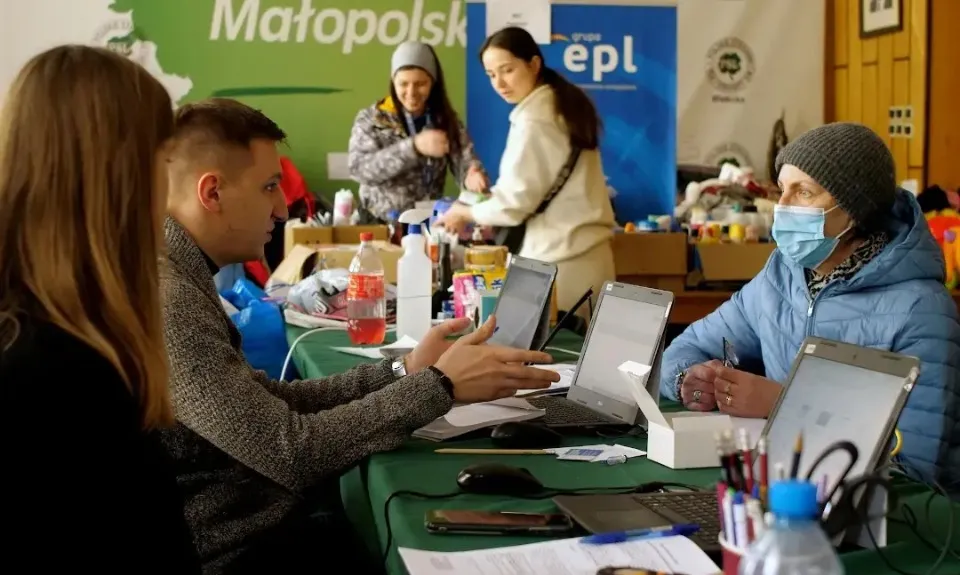 Волонтерська робота в фонді - зустріч біженців 2022