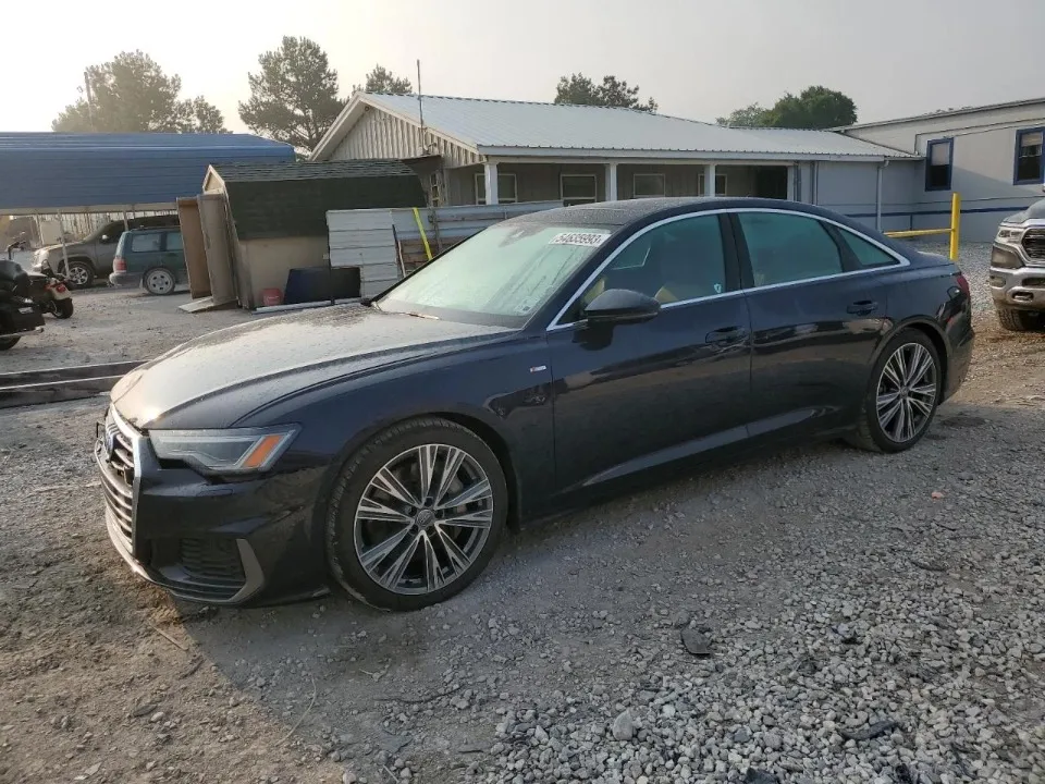 автомобіль Audi
