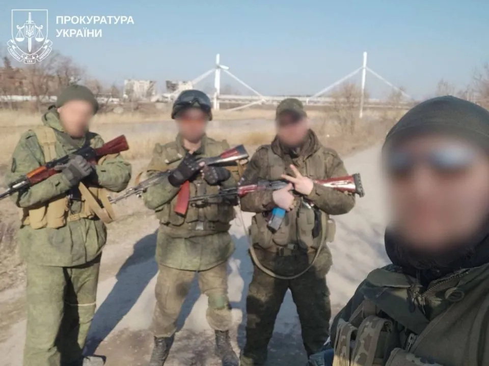 Військові РФ, які катували цивільних в Ізюмі