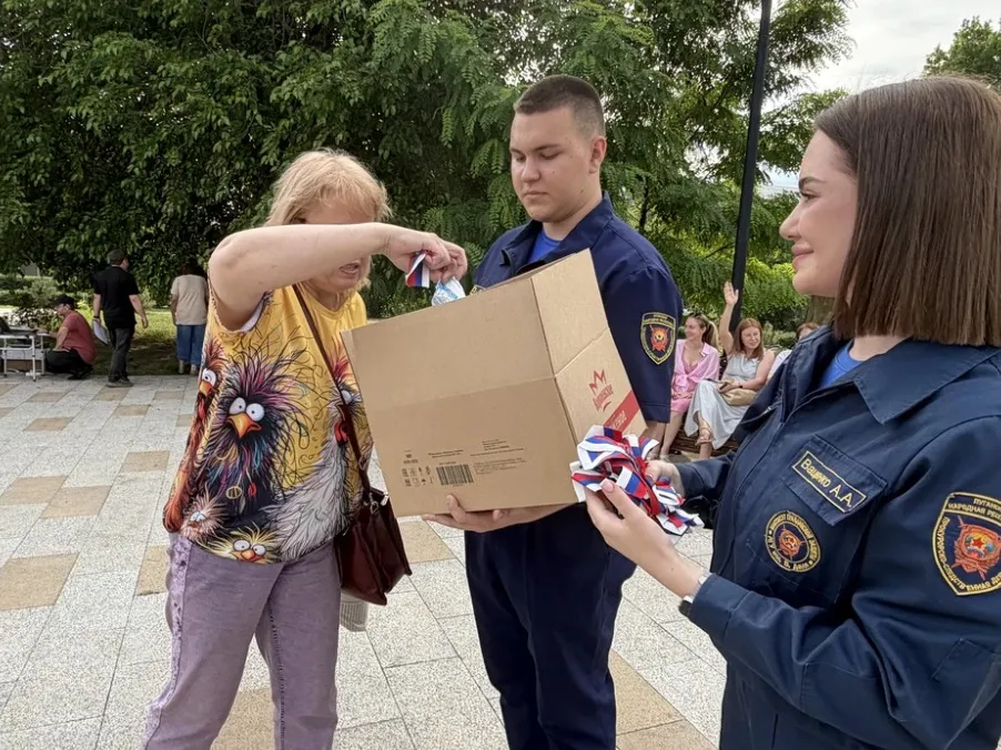 Окупаційні джерела. “Святкування” Дня Росії в окупованому Луганську