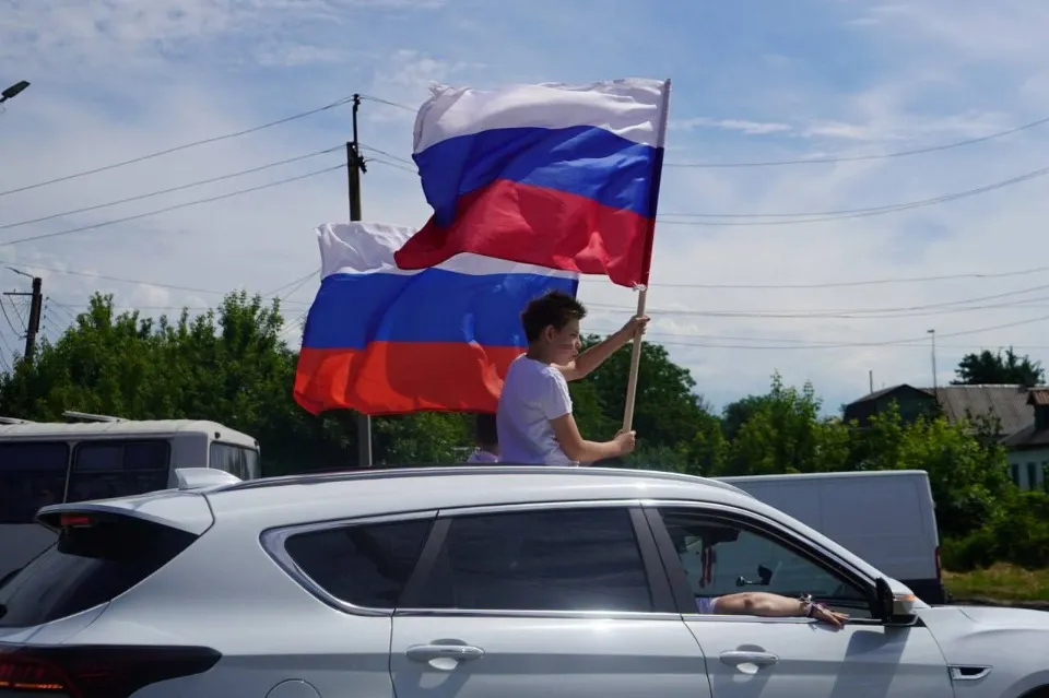 Окупаційні джерела. Автопробіг до Дня Росії в Довжанську