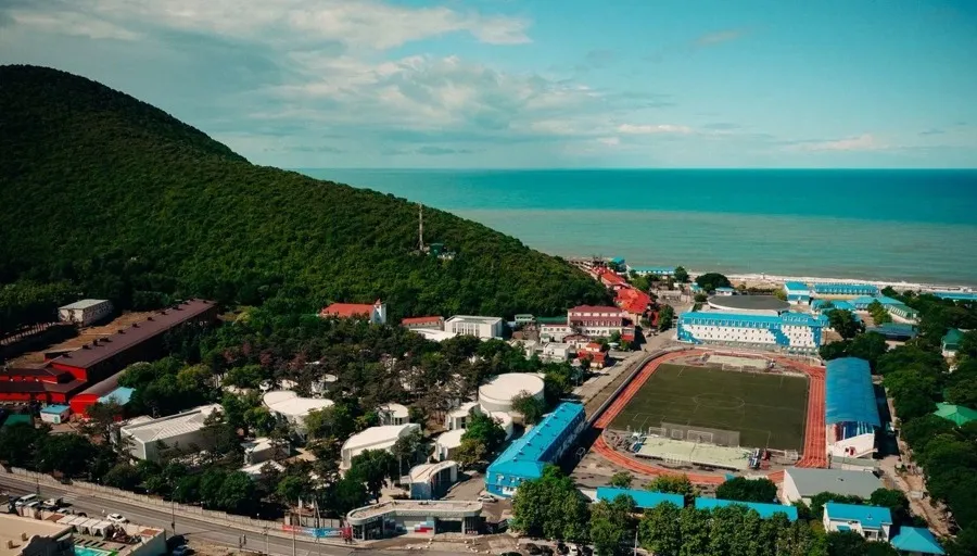 Окупаційні джерела. Профорієнтаційний дитячий центр “Зміна”