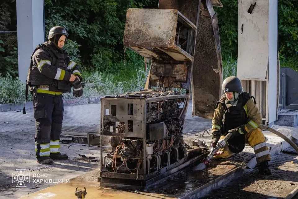 Окупанти вдарили по АЗС