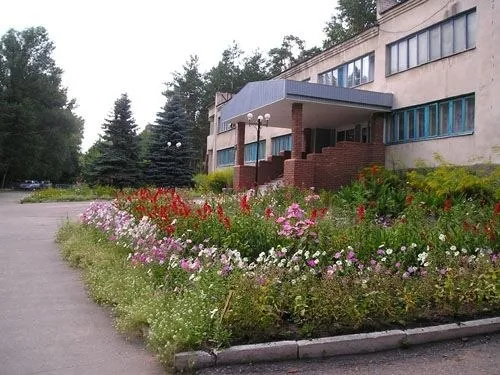 Санаторій “Озерний”. Фото: snap.com.ua