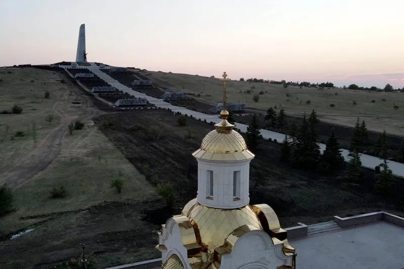 Окупаційні джерела. Реконструйований меморіальний комплекс на Савур-Могилі в окупації