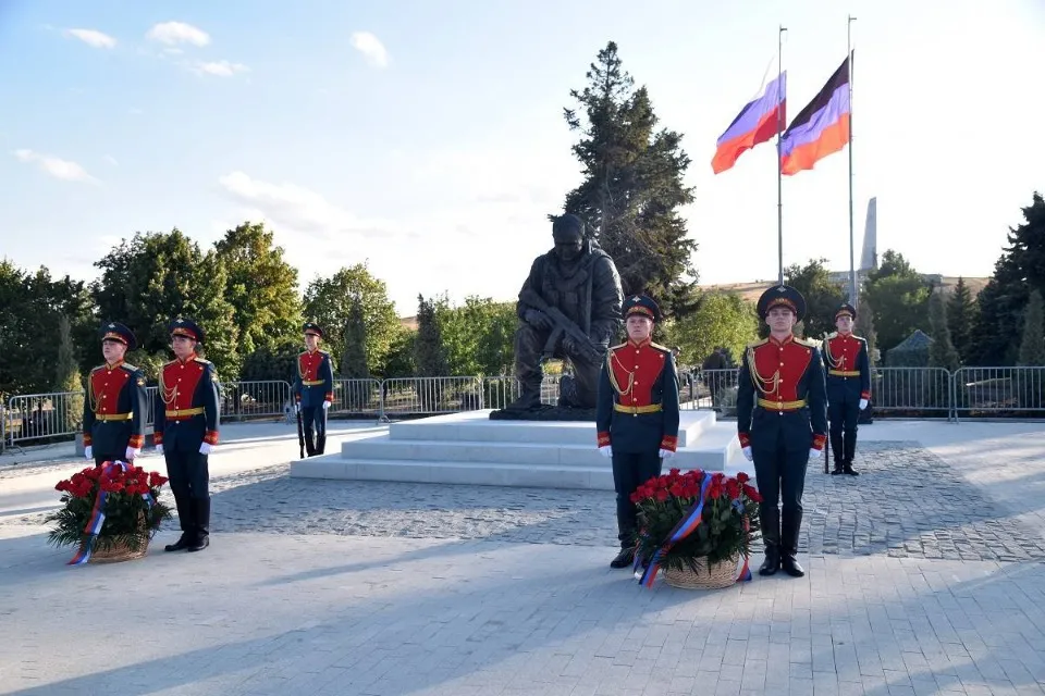 Окупаційні джерела. Реконструйований меморіальний комплекс на Савур-Могилі в окупації