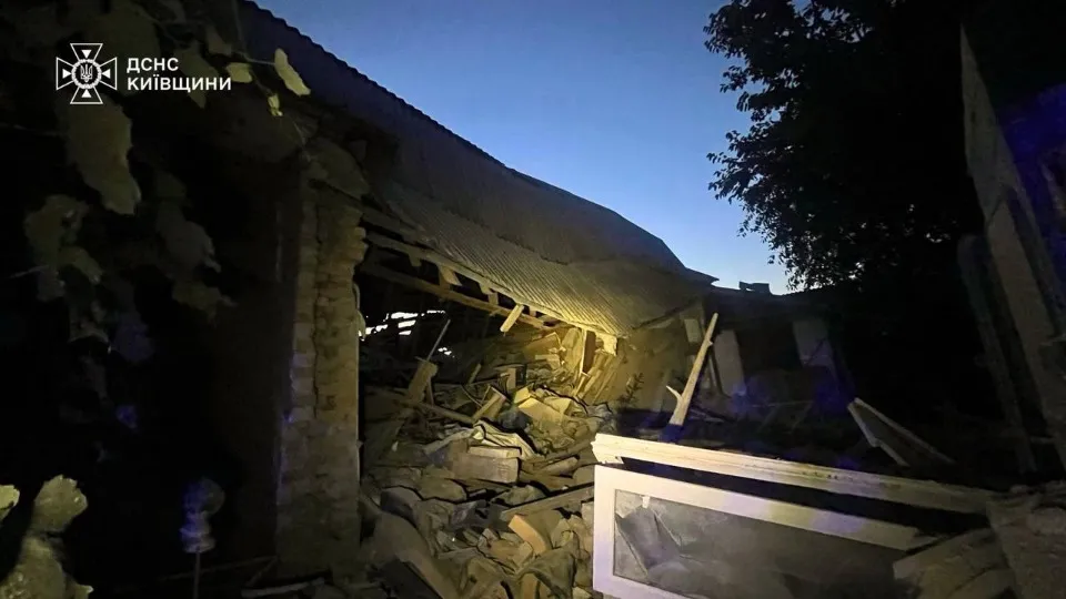 Наслідки обстрілу Київщини