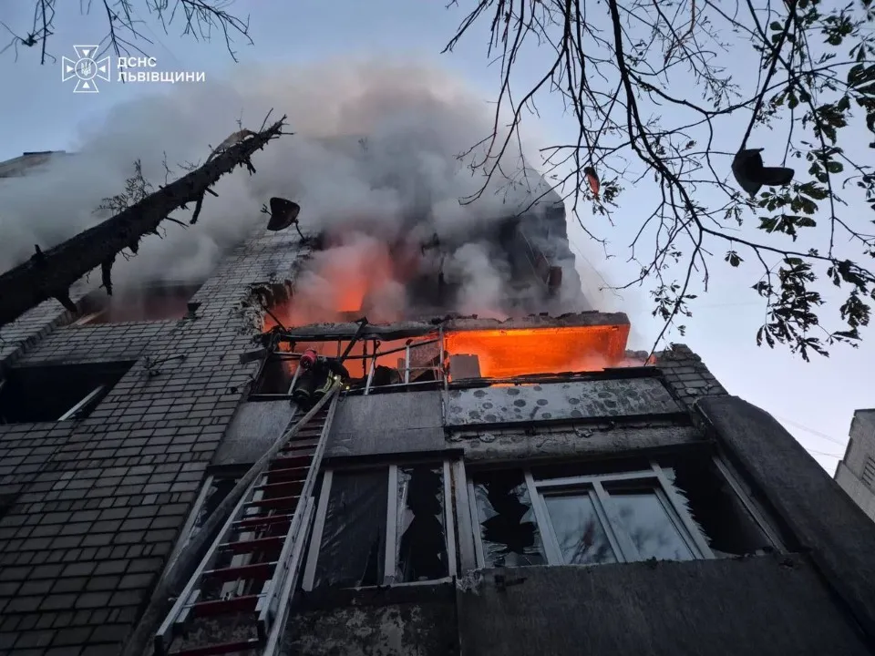 Наслідки обстрілу Львова