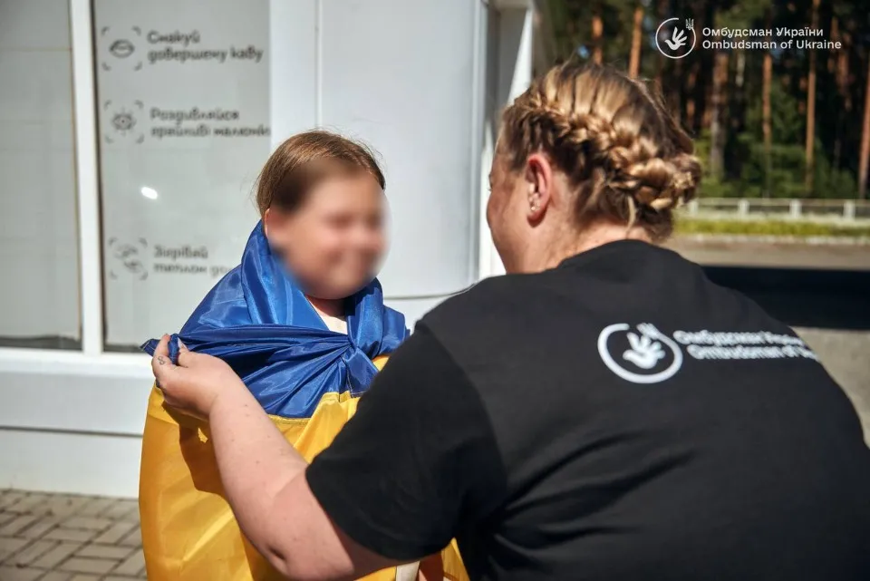 Врятовані діти з окупації