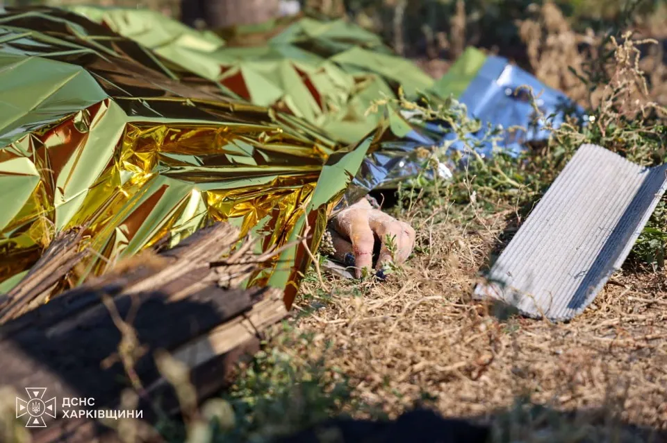 Наслідки обстрілу Печенігів 18 серпня