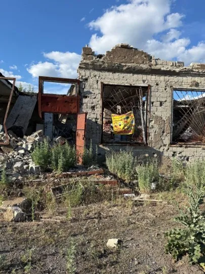 Місцеві чати. Зруйнована Мар'їнка