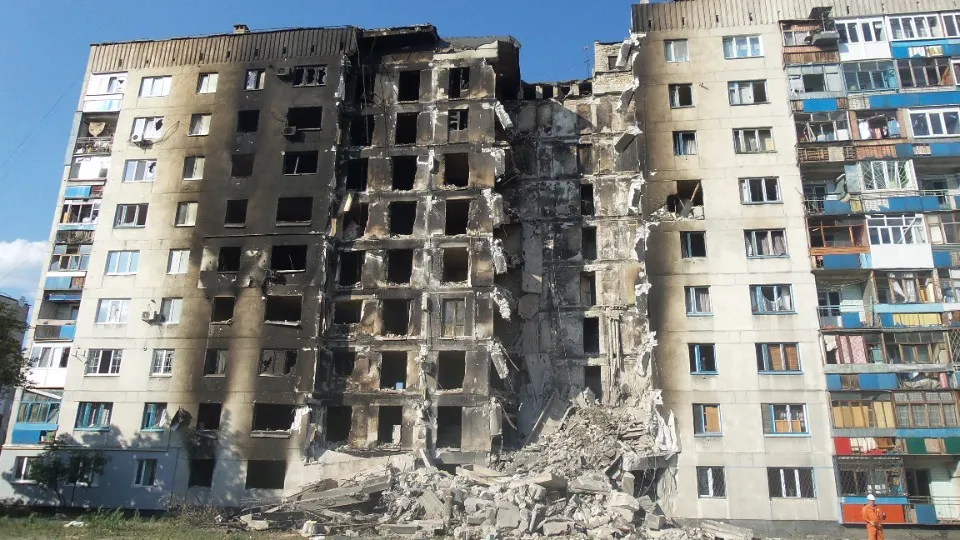 Квартал Східний у Лисичанську. 2014 рік