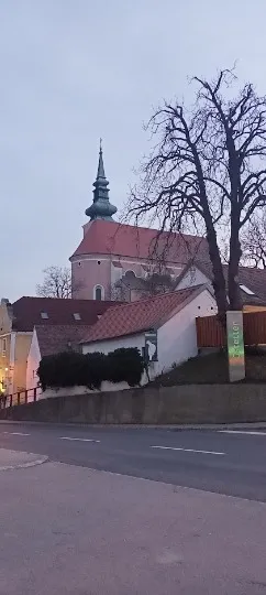 Фото з архіву Оксани. Католицька церква у м. Пойсдорф, Нижня Австрія