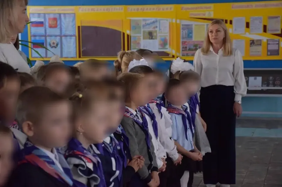 Окупаційні джерела. Урочиста “посвята” в “Орлята-вереснята” та “Піонери”